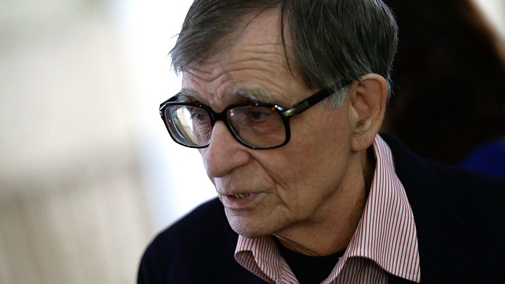 Умер шекспировед Алексей Бартошевич