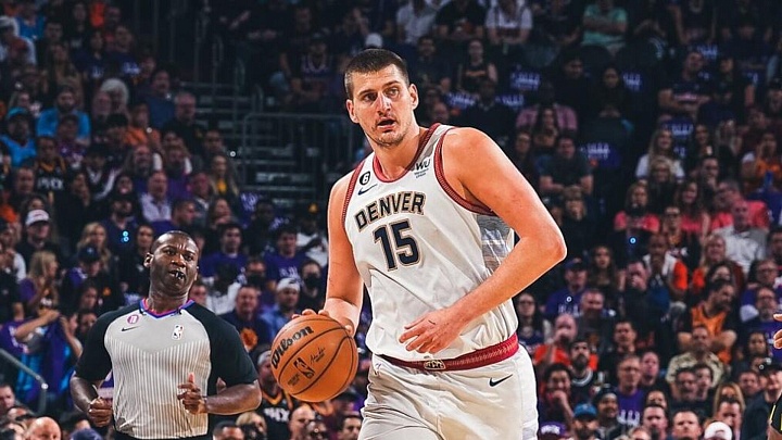 "Денвер" обыграл "Лейкерс" в матче НБА