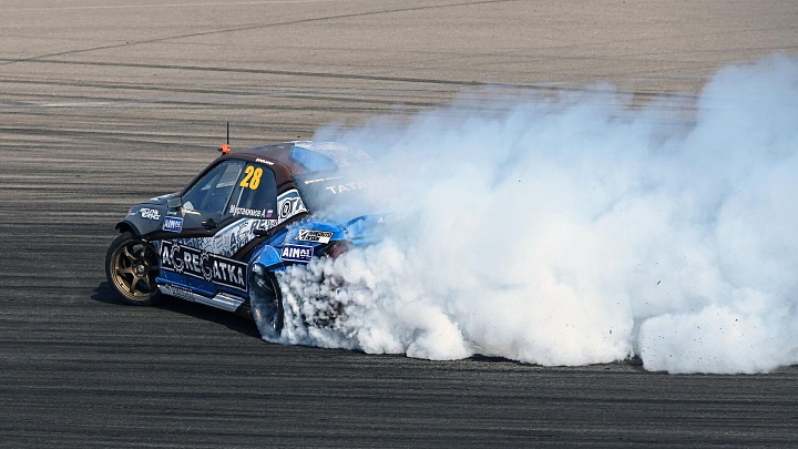 ЕК отказалась от запрета автомобилей с  двигателем внутреннего сгорания